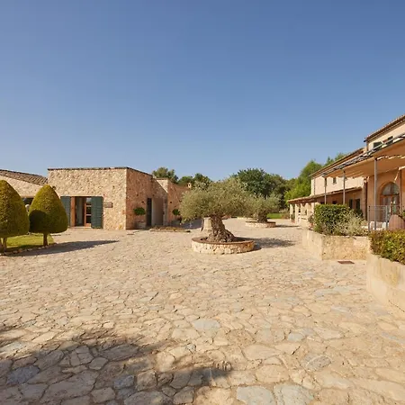 Rural Es Riquers Country house Porreres