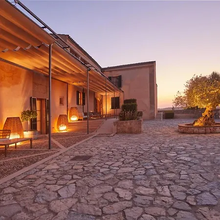 Rural Es Riquers Country house Porreres