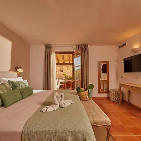 Country house Rural Es Riquers